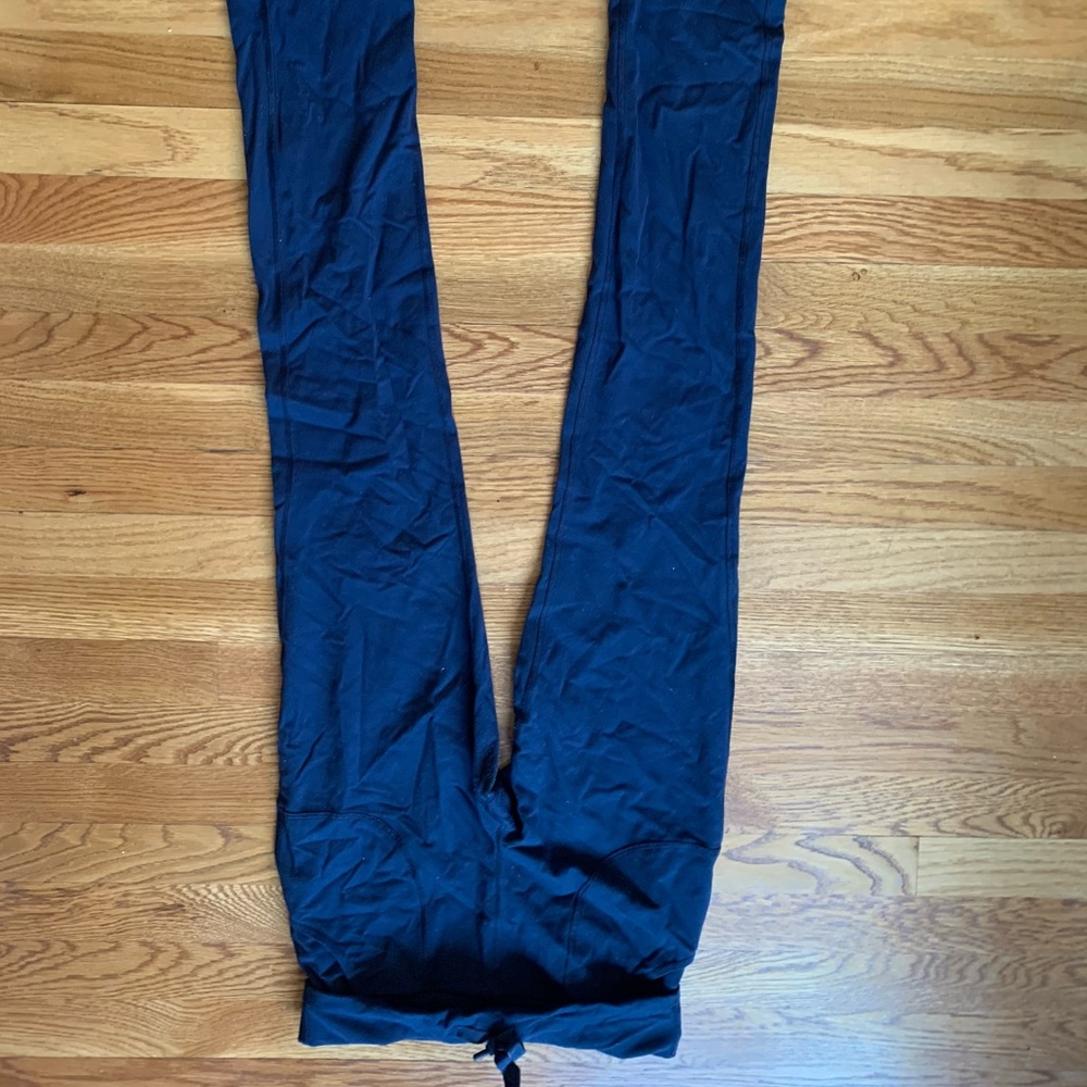 Lululemon yoga pants